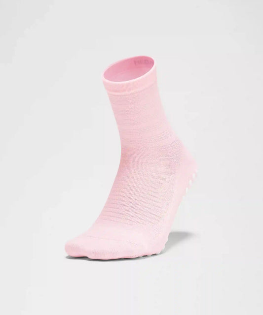 Find Your Balance Grip Socks *Mesh