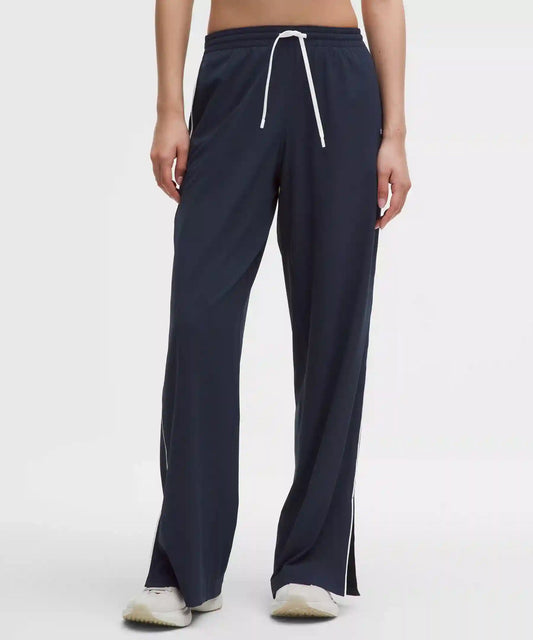 Court Rival Wide-Leg Track Pant Regular *Contrast Drawcord