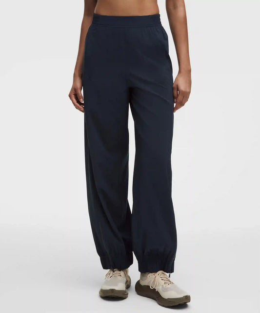 Define High-Rise Swift Jogger *Regular