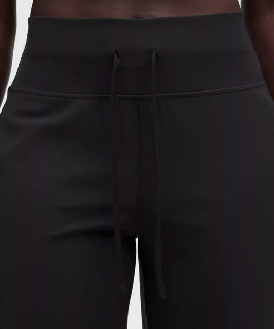 Groove High-Rise Wide-Leg Pant *Short