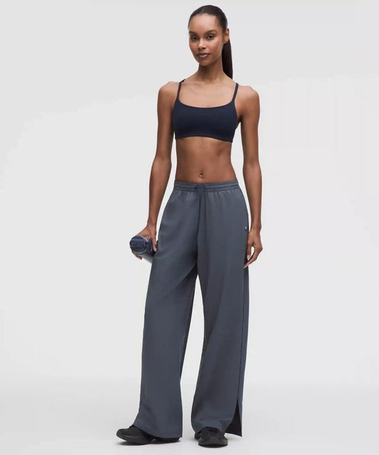 Court Rival Wide-Leg Track Pant *Regular